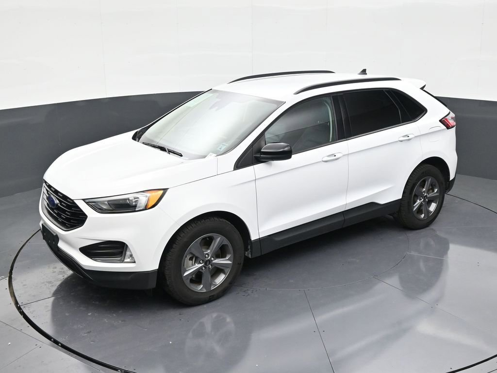 Used 2024 Ford Edge SEL w/ Sport Appearance Package image 12