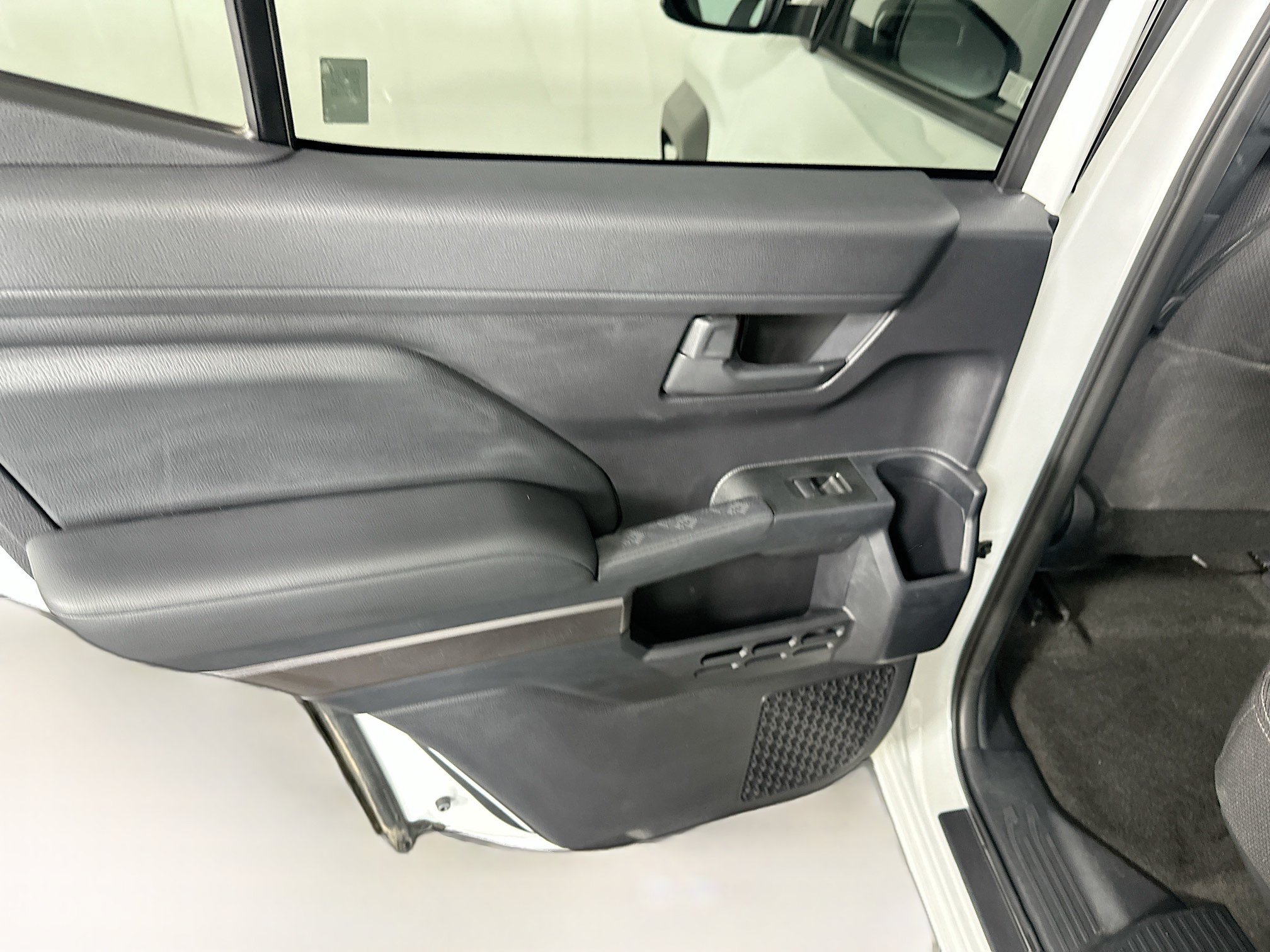 Used 2026 Toyota 4Runner SR5 AWD/4WD image 26
