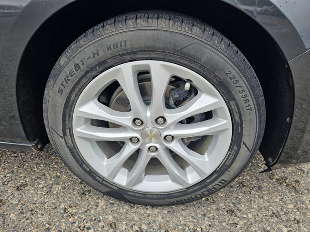 Used 2018 Chevrolet Malibu LT image 5