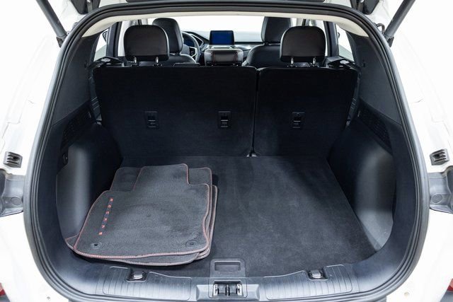 Used 2022 Ford Escape SEL w/ SEL Stealth AWD Package image 11