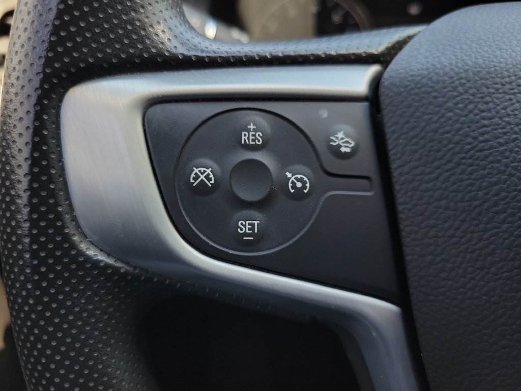Used 2023 GMC Acadia SLE w/ Driver Convenience Package FWD image 24