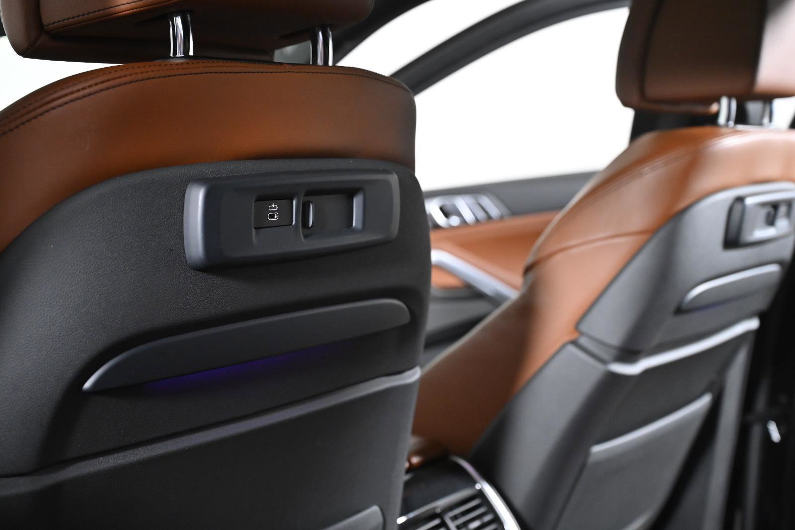 Used 2023 BMW X6 M50i w/ Executive Package image 34