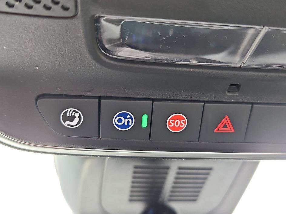 New 2026 Chevrolet Equinox RS w/ Convenience Package III image 19