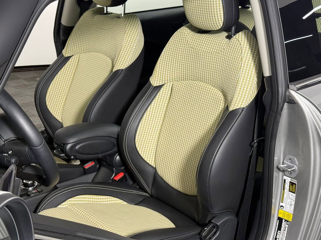 Certified 2024 MINI Cooper SE image 25