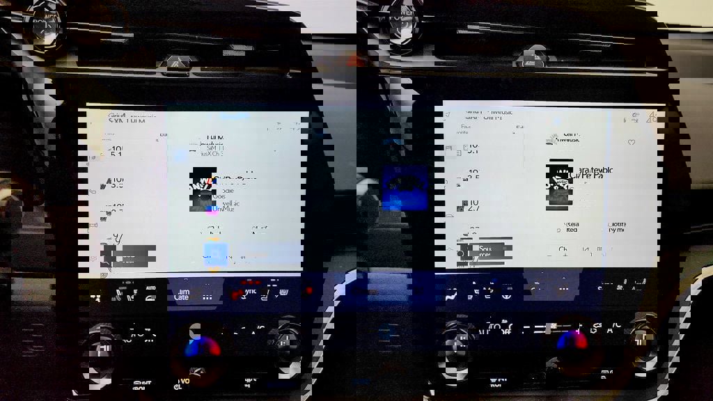 Used 2024 Lexus RZ 450e Premium w/ Technology Package image 17