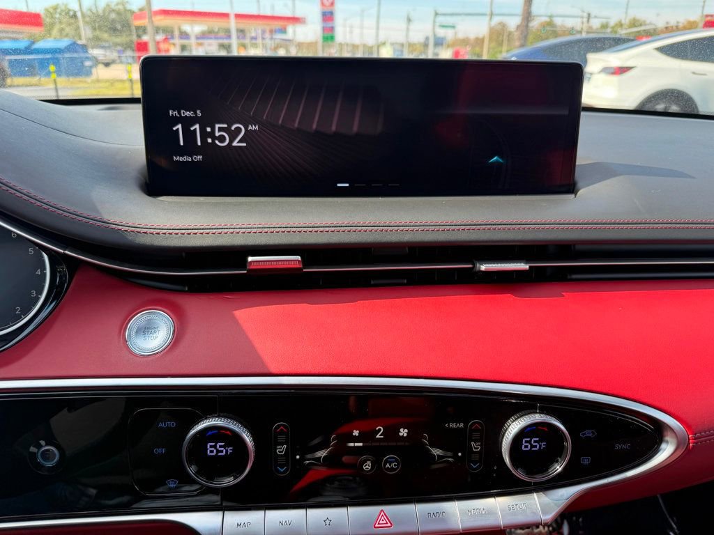 Used 2022 Genesis GV70 2.5T w/ Sport Prestige Package image 14