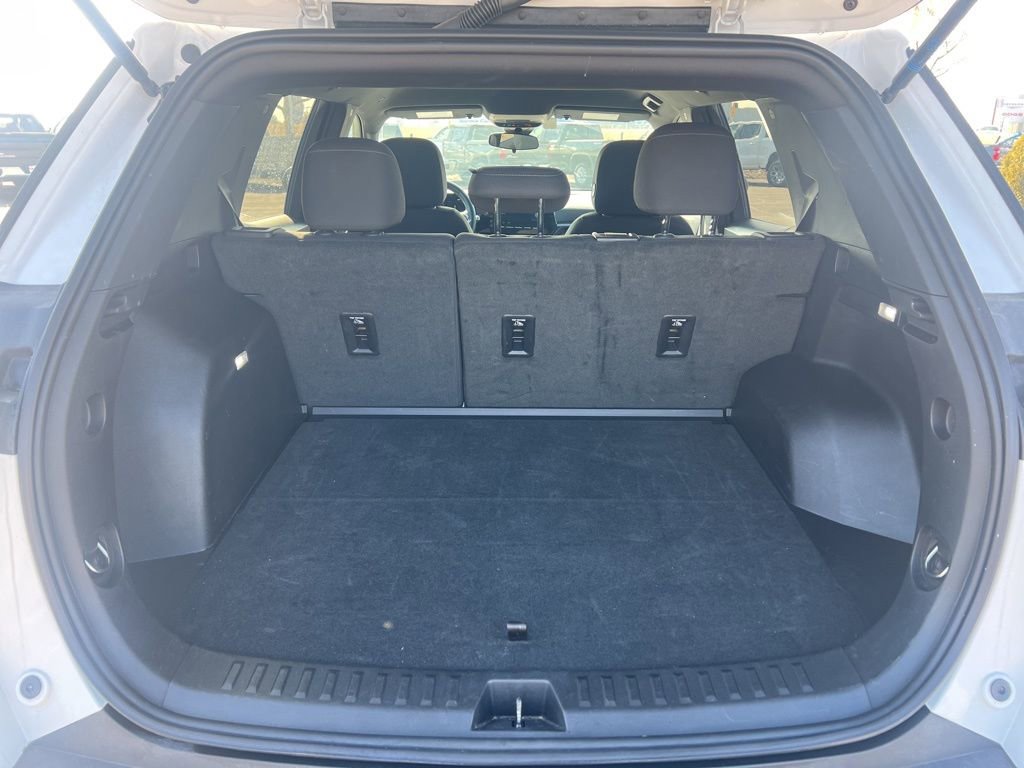 Used 2025 Chevrolet Equinox LT image 7