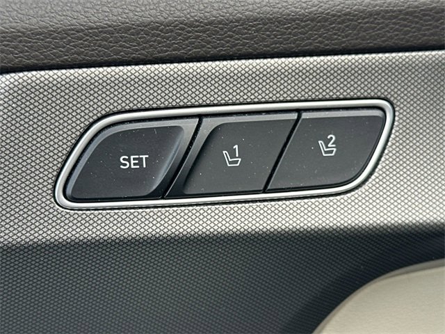 Used 2021 Hyundai Palisade Calligraphy image 33