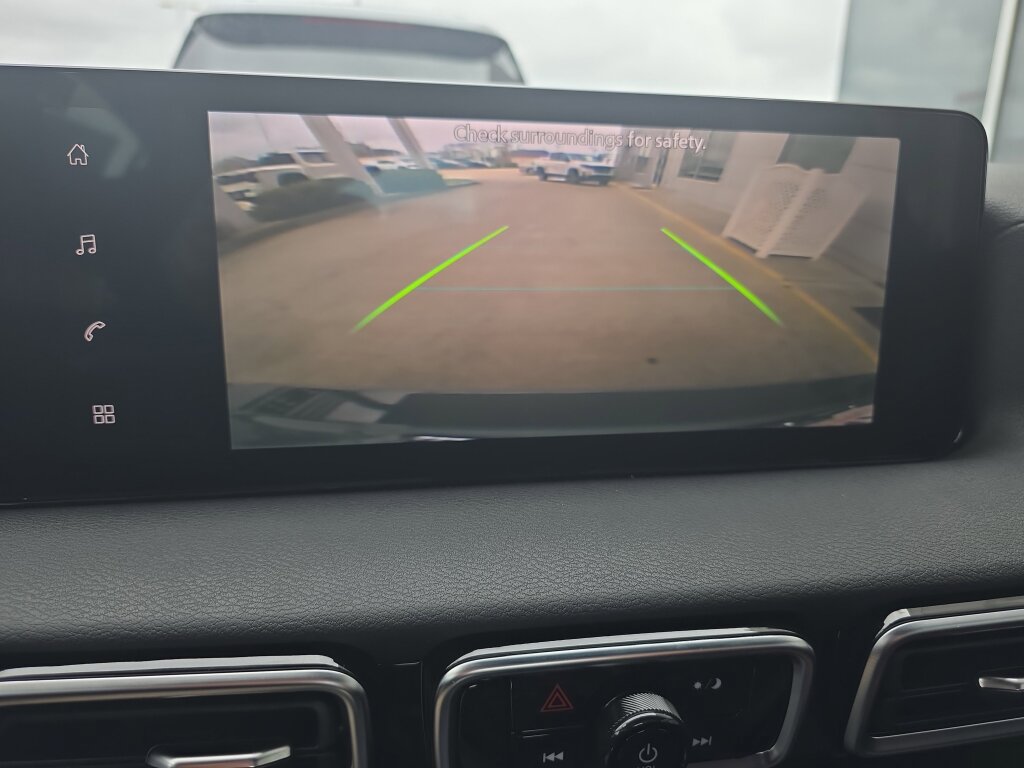 New 2026 Nissan Sentra SR w/ Floor Mat Package FWD image 14