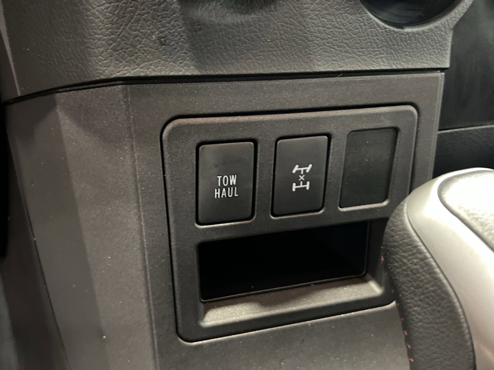 Used 2018 Toyota Sequoia TRD Sport AWD/4WD image 29