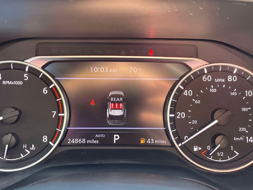 Used 2025 Nissan Rogue S AWD/4WD image 24