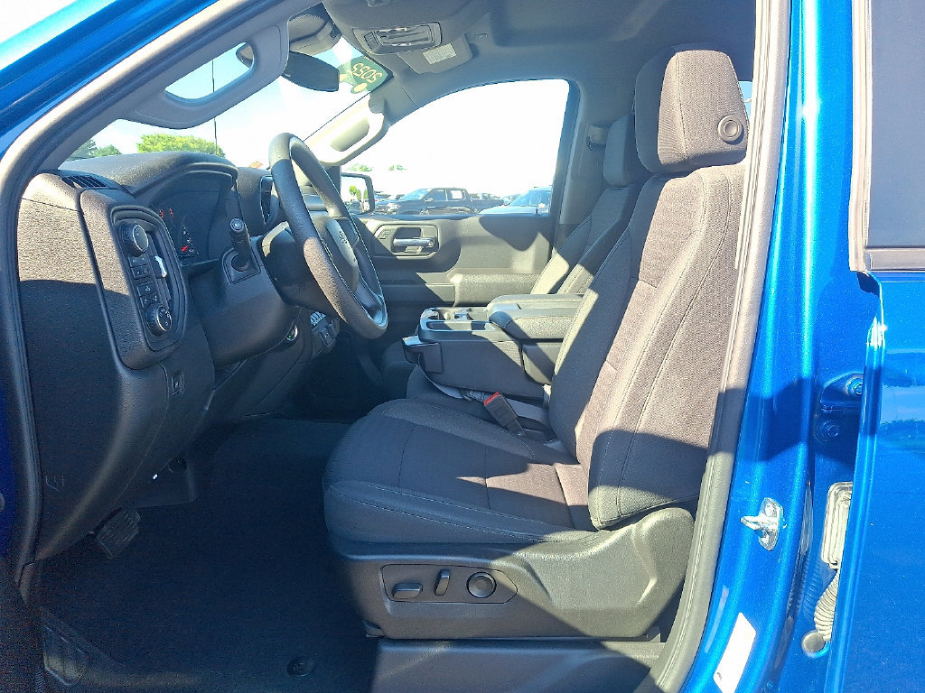 Certified 2022 Chevrolet Silverado 1500 Custom w/ Rally Edition AWD/4WD image 14