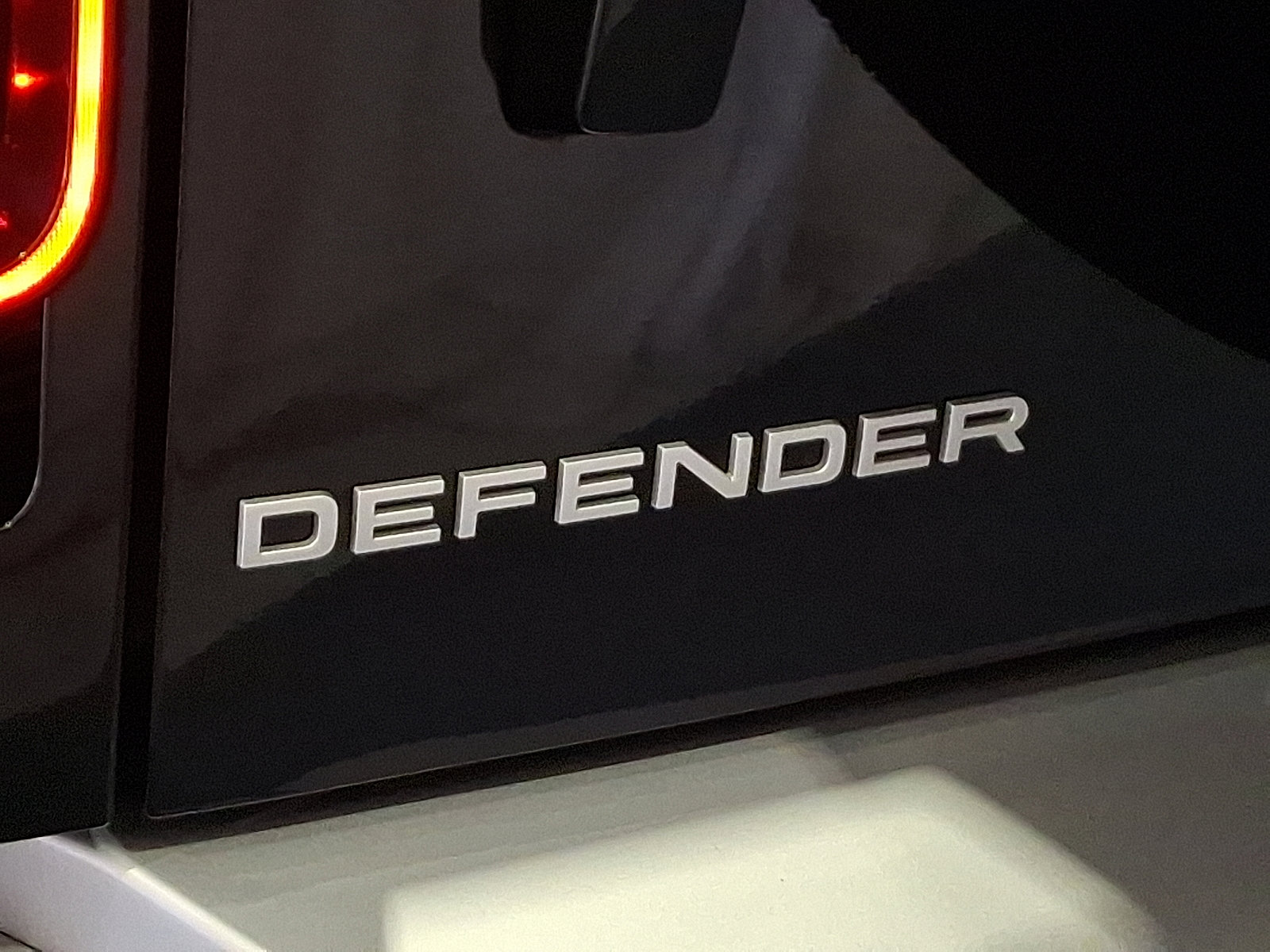 Certified 2025 Land Rover Defender 110 S image 28