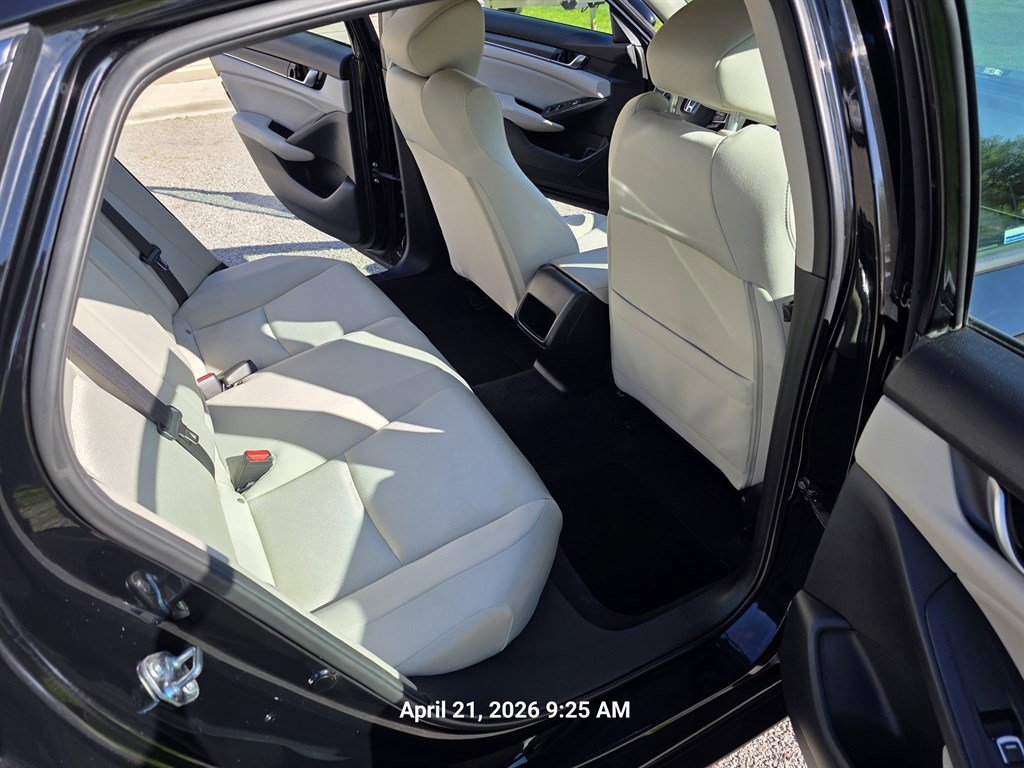 Used 2018 Honda Accord LX image 13