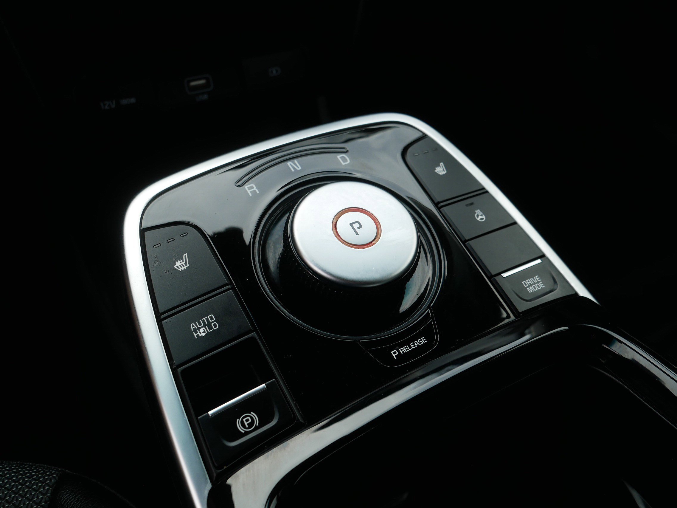 Certified 2021 Kia Niro EX w/ Cold Weather Package FWD image 24