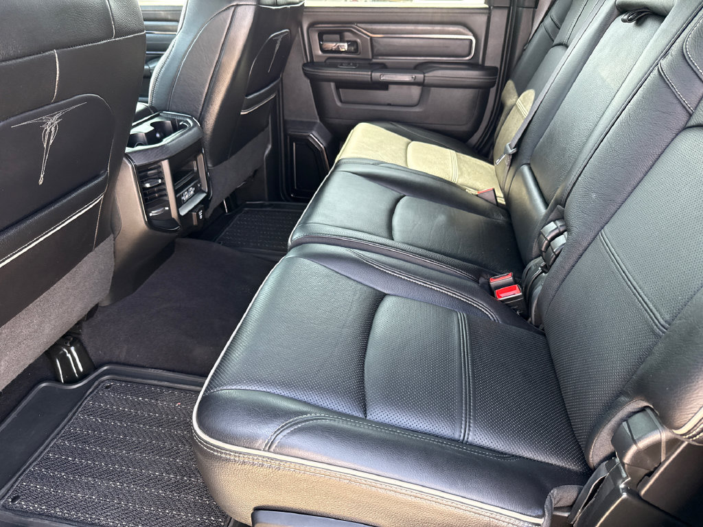 Used 2022 RAM 3500 Limited AWD/4WD image 15