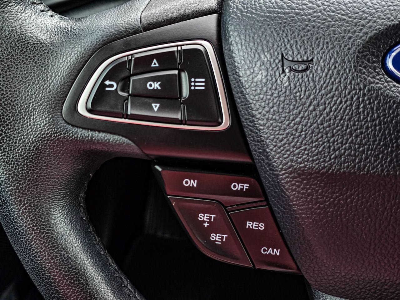 Used 2020 Ford EcoSport SE w/ SE Convenience Package FWD image 24