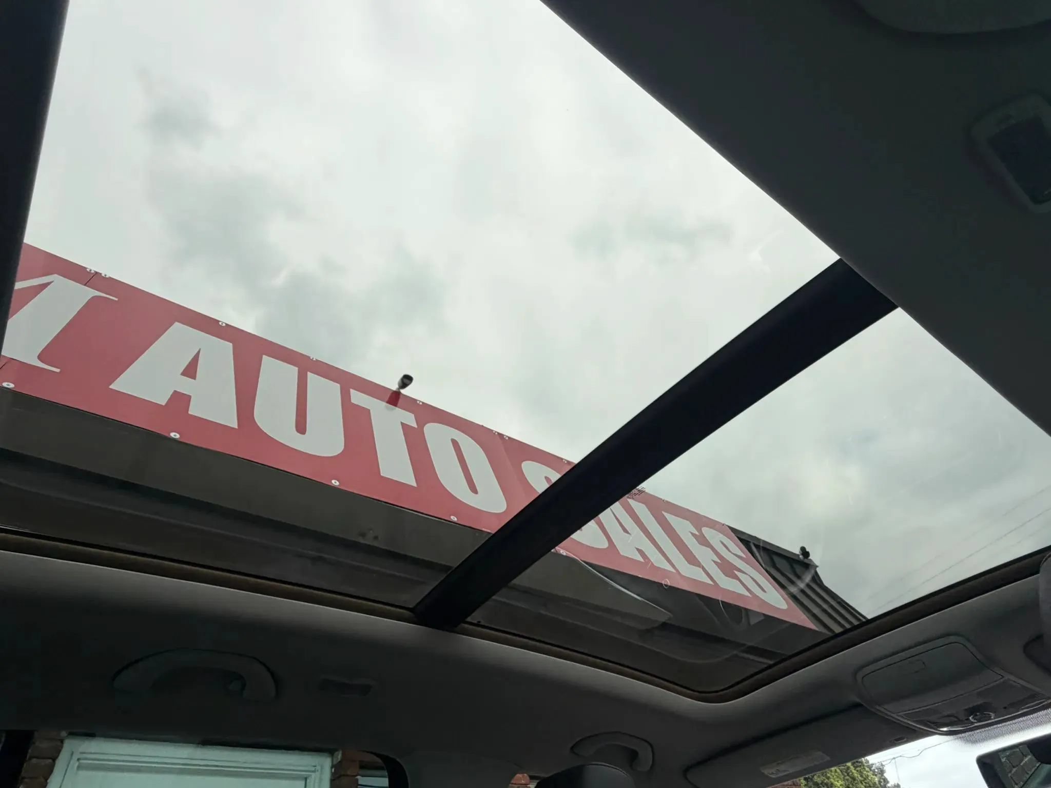 Used 2013 Volkswagen Tiguan S AWD/4WD image 24