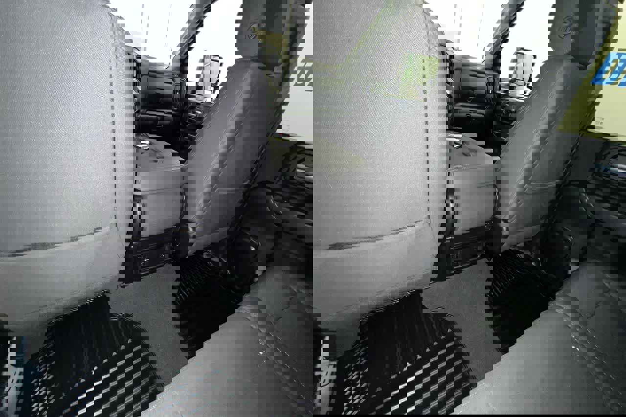 Used 2024 Chevrolet Silverado 2500 Custom w/ Custom Convenience Package image 39