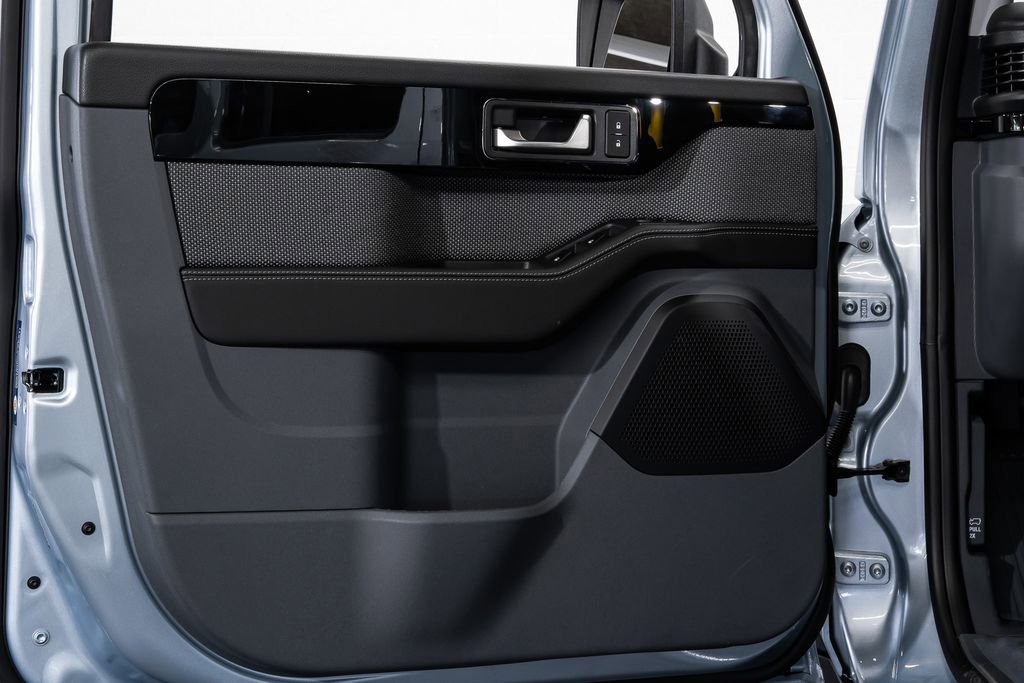 Used 2025 INEOS Grenadier image 20