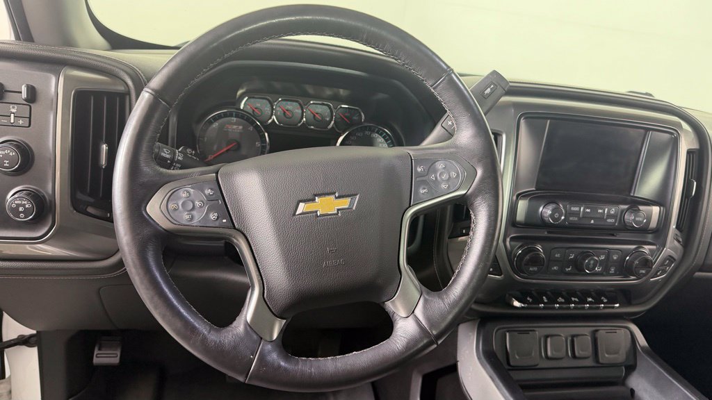 Used 2018 Chevrolet Silverado 1500 LTZ Z71 w/ LTZ Plus Package AWD/4WD image 17
