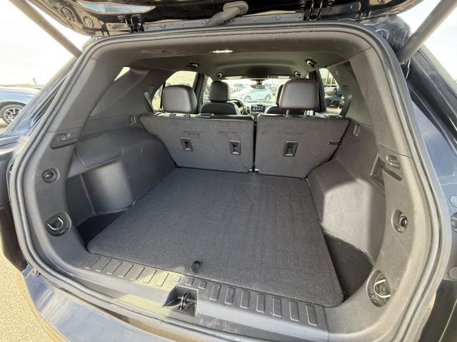 Used 2024 Chevrolet Equinox RS w/ RS Leather Package image 29