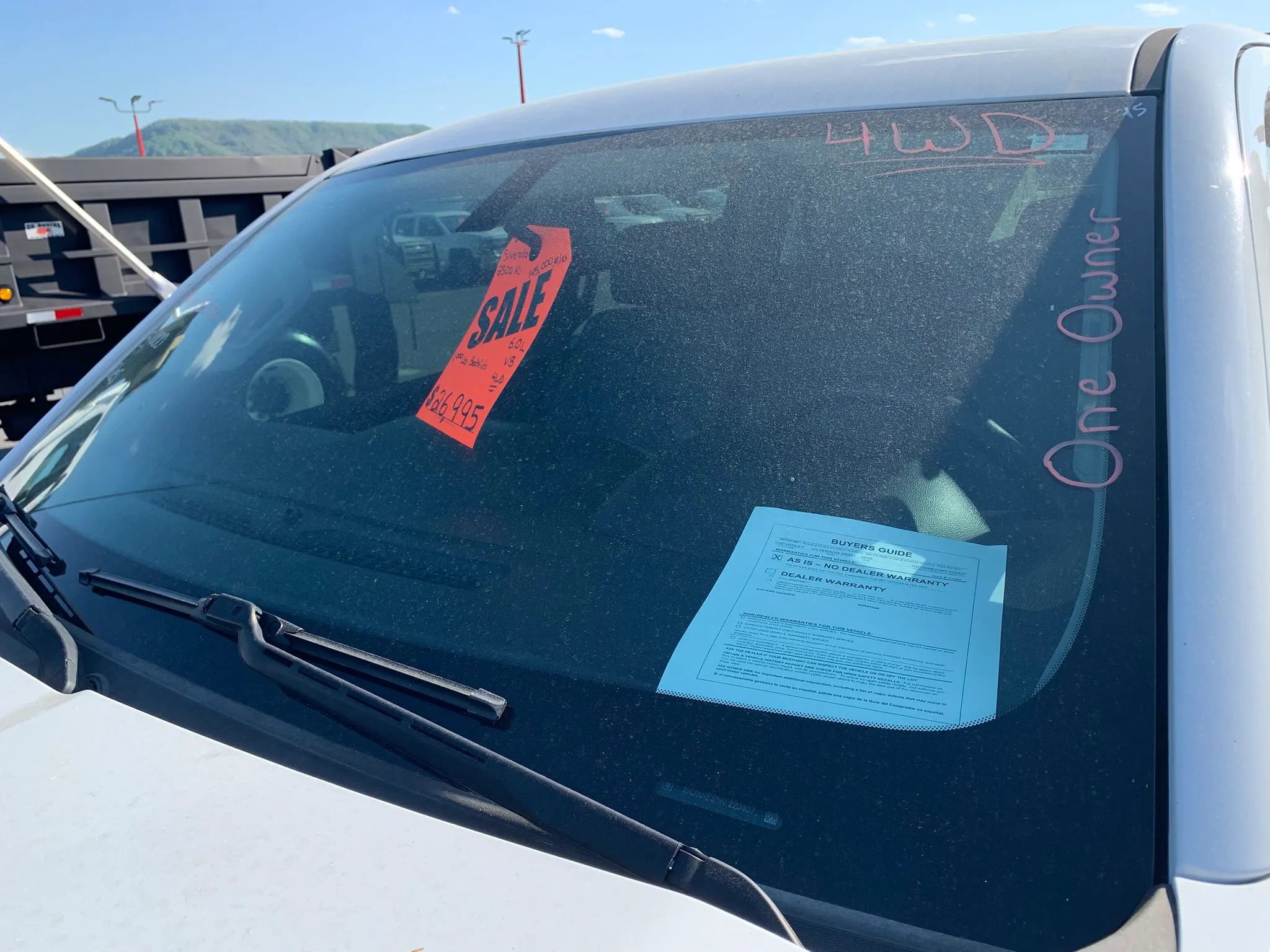 Used 2019 Chevrolet Silverado 2500 W/T AWD/4WD image 4