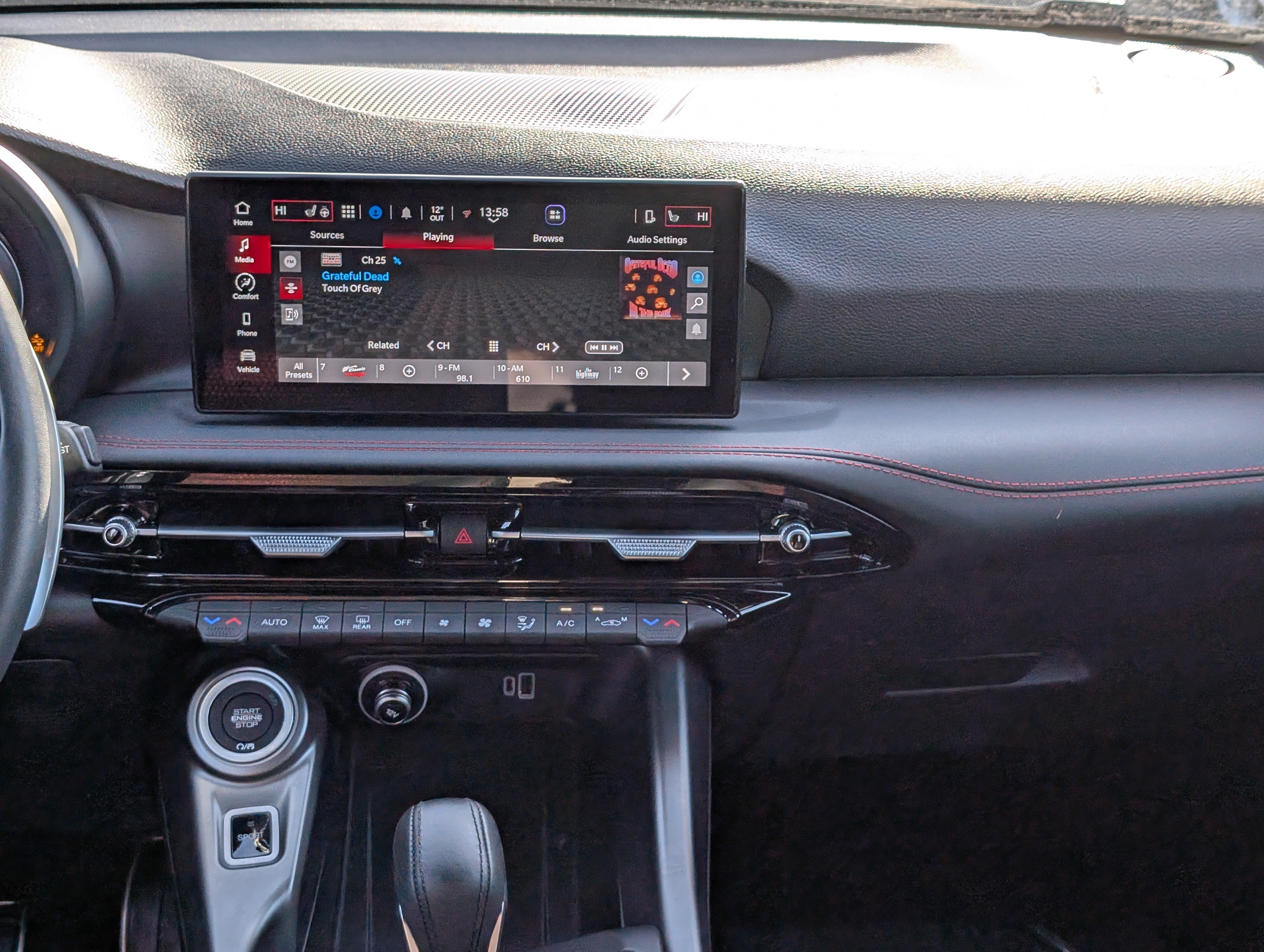 New 2024 Dodge Hornet R/T AWD/4WD image 17