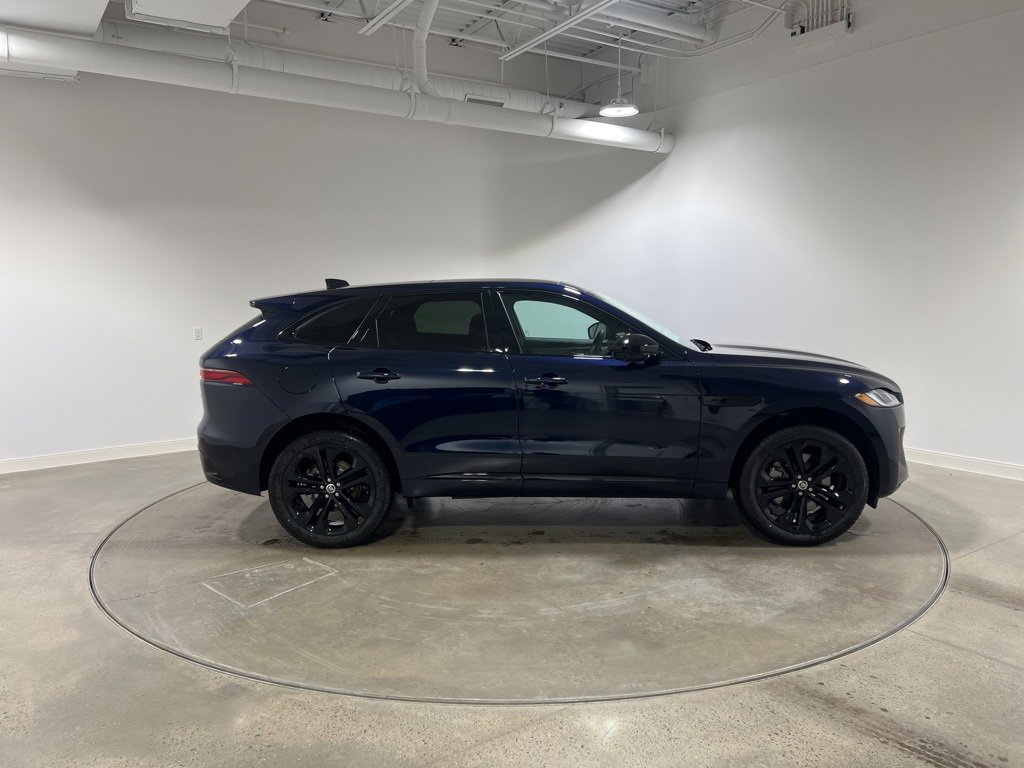 New 2026 Jaguar F-PACE R-Dynamic S image 6