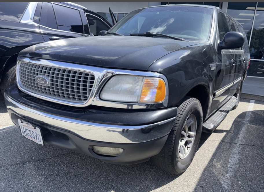 Used 1999 Ford Expedition XLT