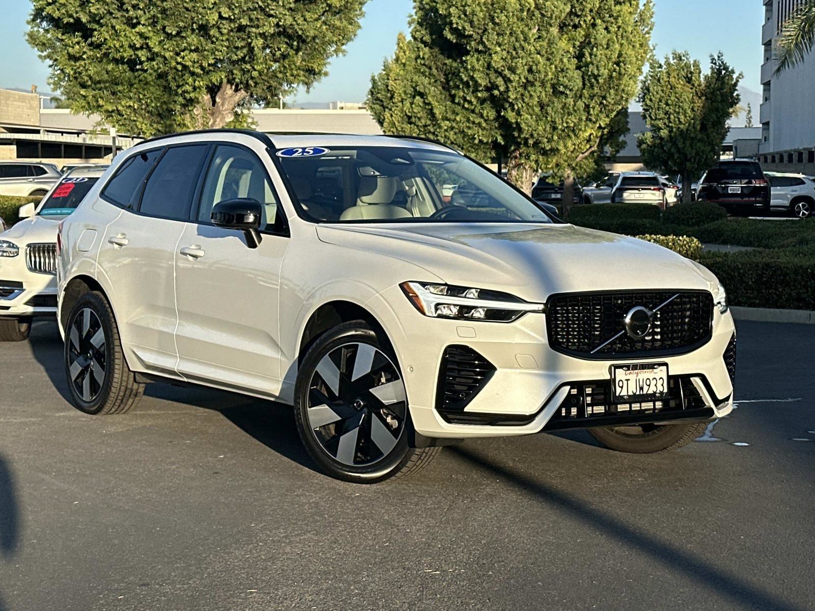 Certified 2025 Volvo XC60 T8 Plus w/ Protection Package Premier