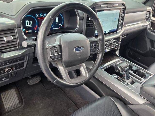 Used 2022 Ford F150 Lariat RWD image 11