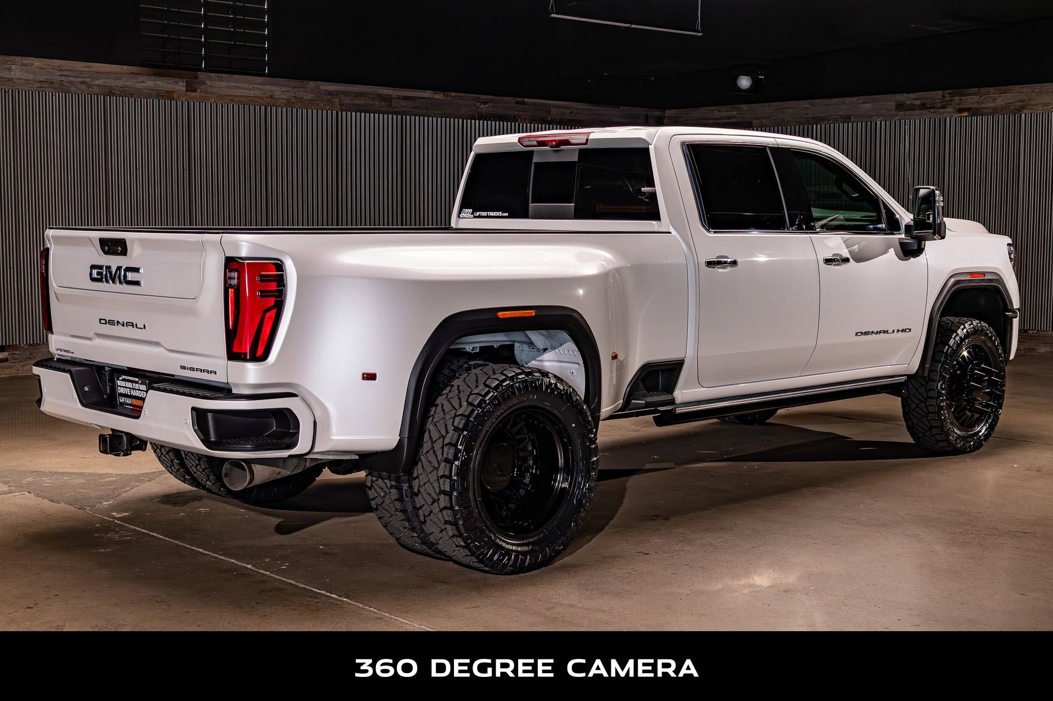 Used 2025 GMC Sierra 3500 Denali w/ Denali Reserve Package image 10