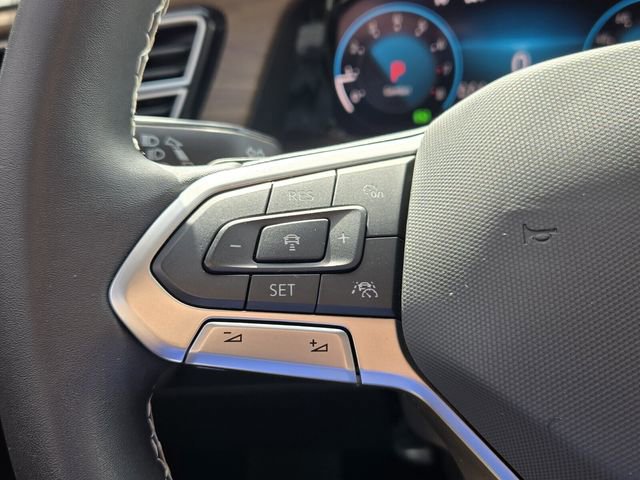 Used 2024 Volkswagen Atlas SE image 23
