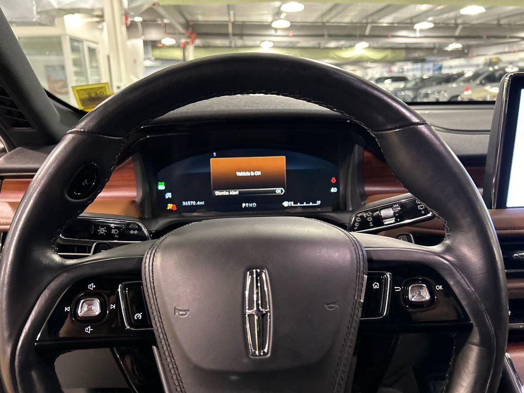 Used 2023 Lincoln Aviator Reserve w/ Elements Package Plus AWD/4WD image 11