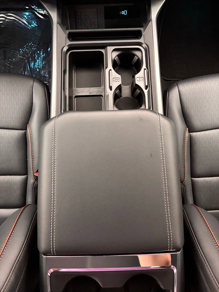 New 2026 Ford F250 Lariat w/ Black Appearance Package image 23