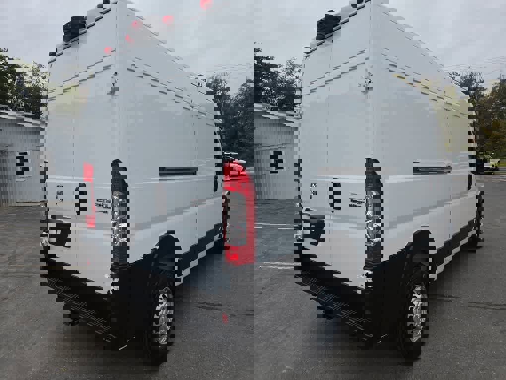New 2025 RAM ProMaster 2500 image 4