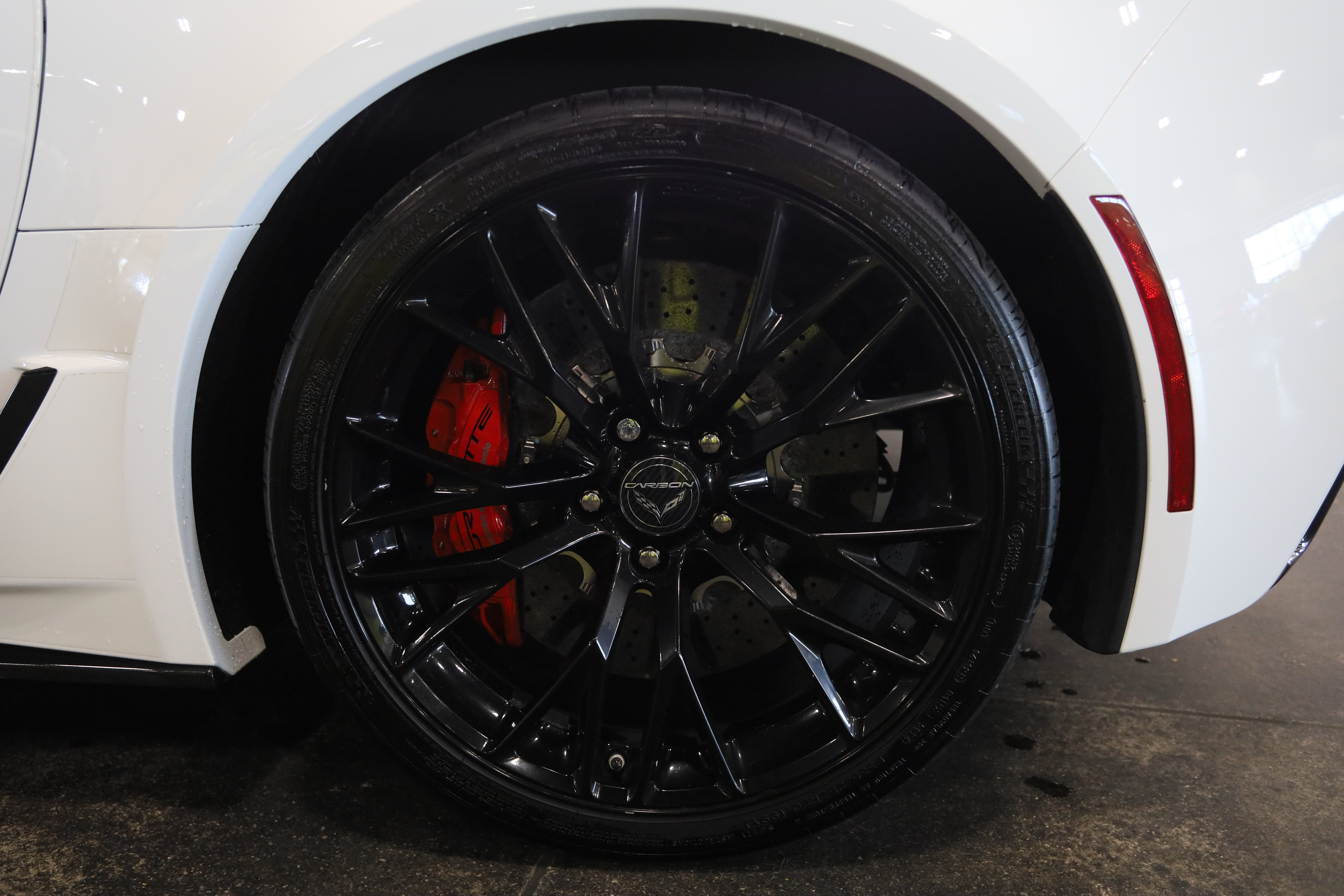 Used 2016 Chevrolet Corvette Z06 w/ 3LZ Preferred Equipment Group RWD image 15