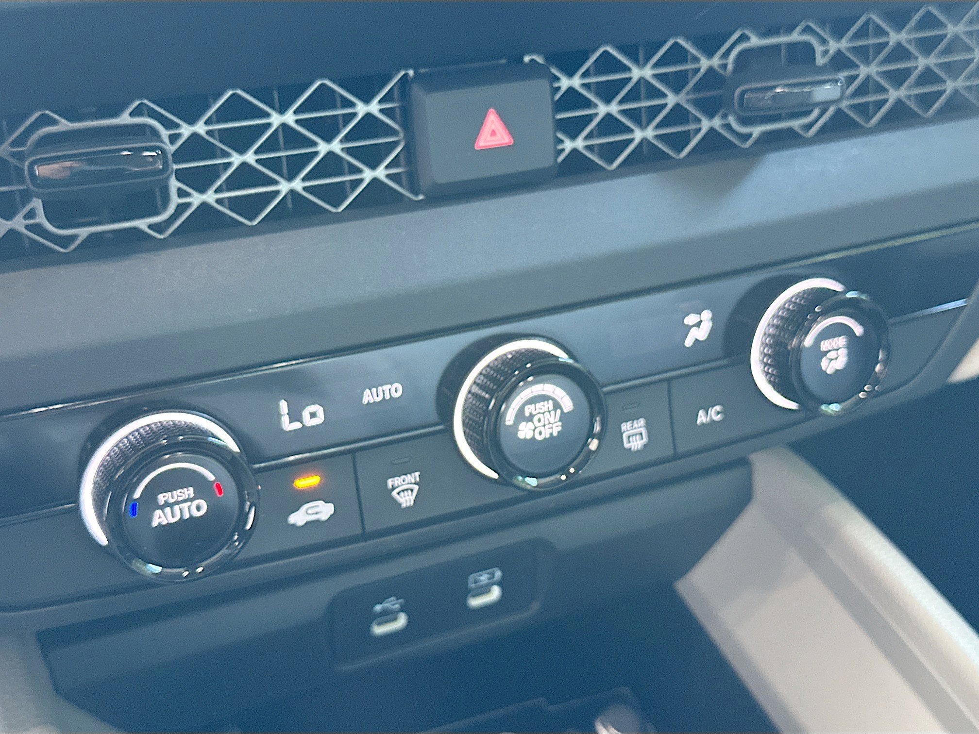 Used 2025 Honda Accord LX image 14