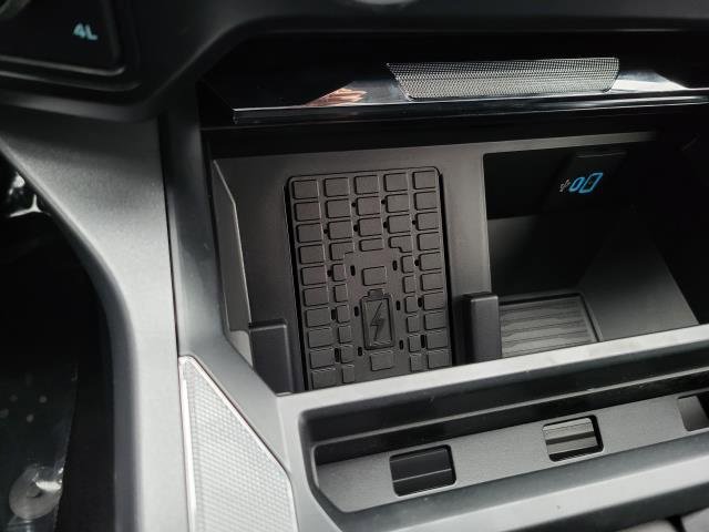 New 2025 Ford F250 Lariat image 19