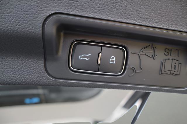 New 2026 Ford Explorer Active image 13