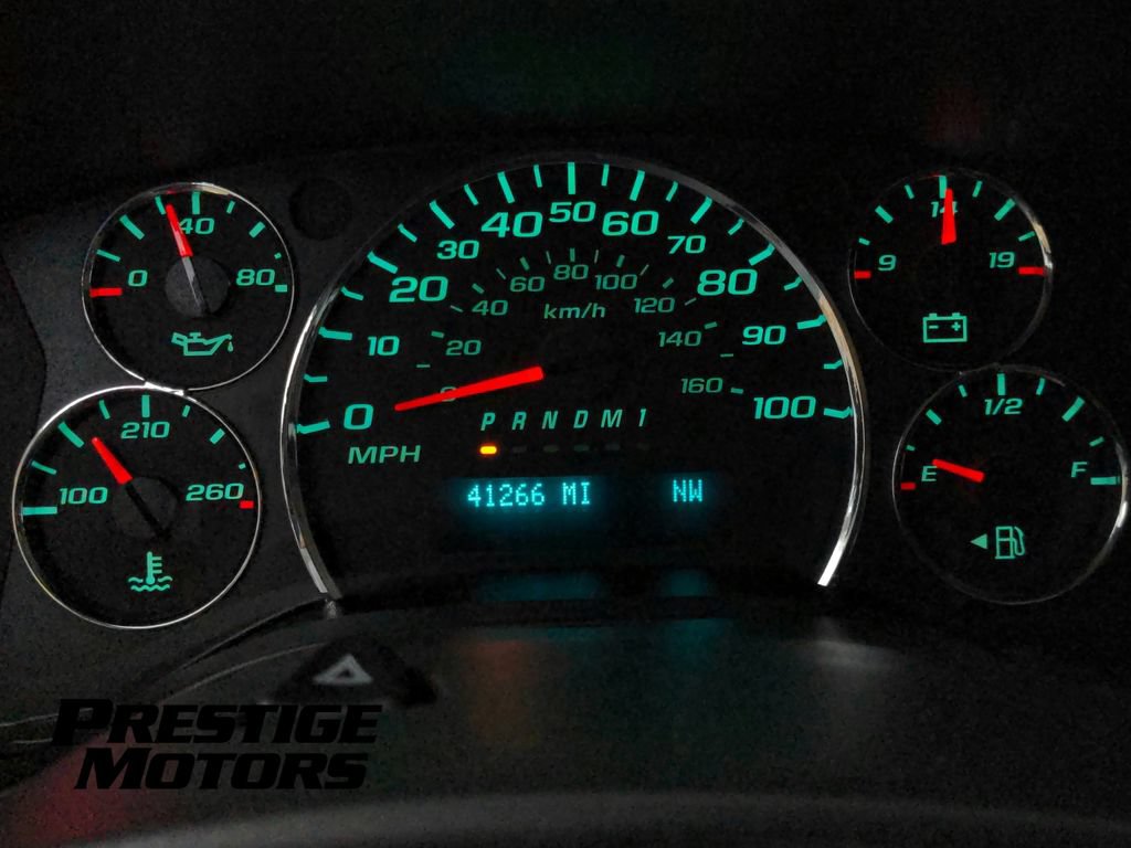 Used 2018 Chevrolet Express 3500 LT w/ LT Preferred Equipment Group RWD image 15
