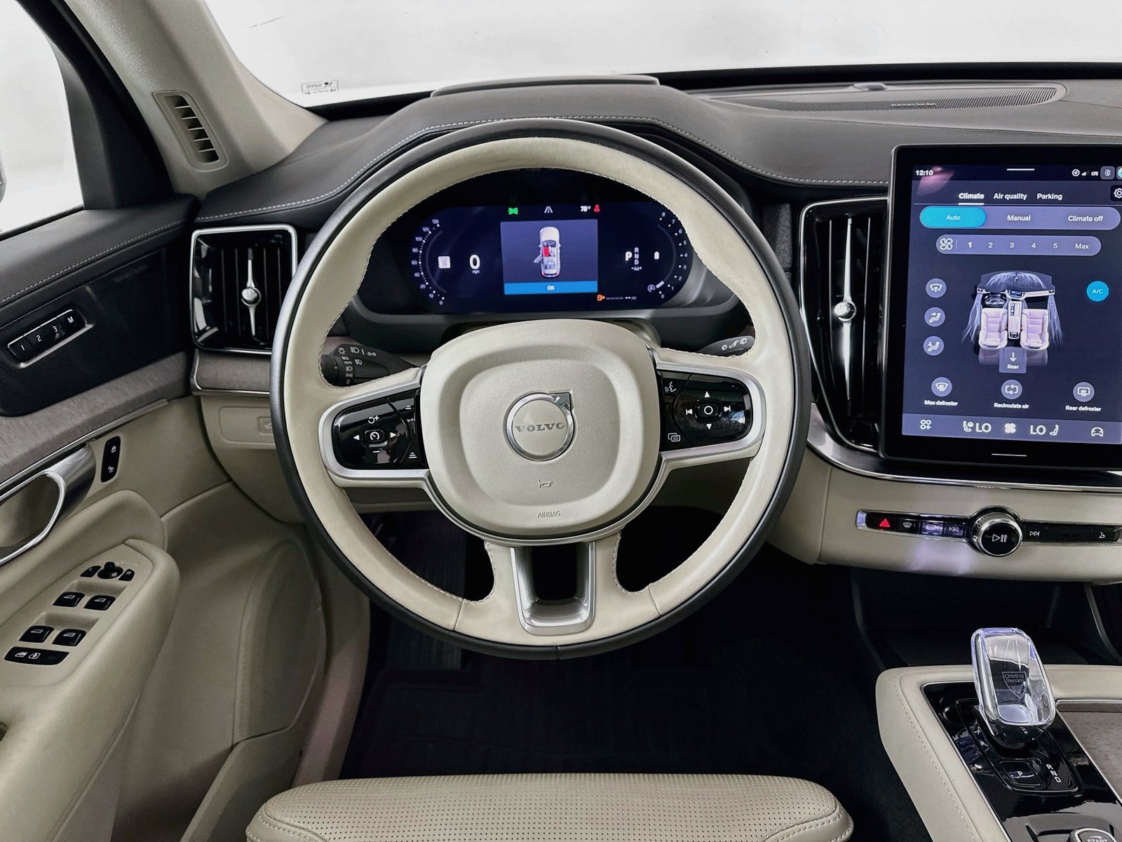 Certified 2026 Volvo XC90 B6 Ultra AWD/4WD image 15