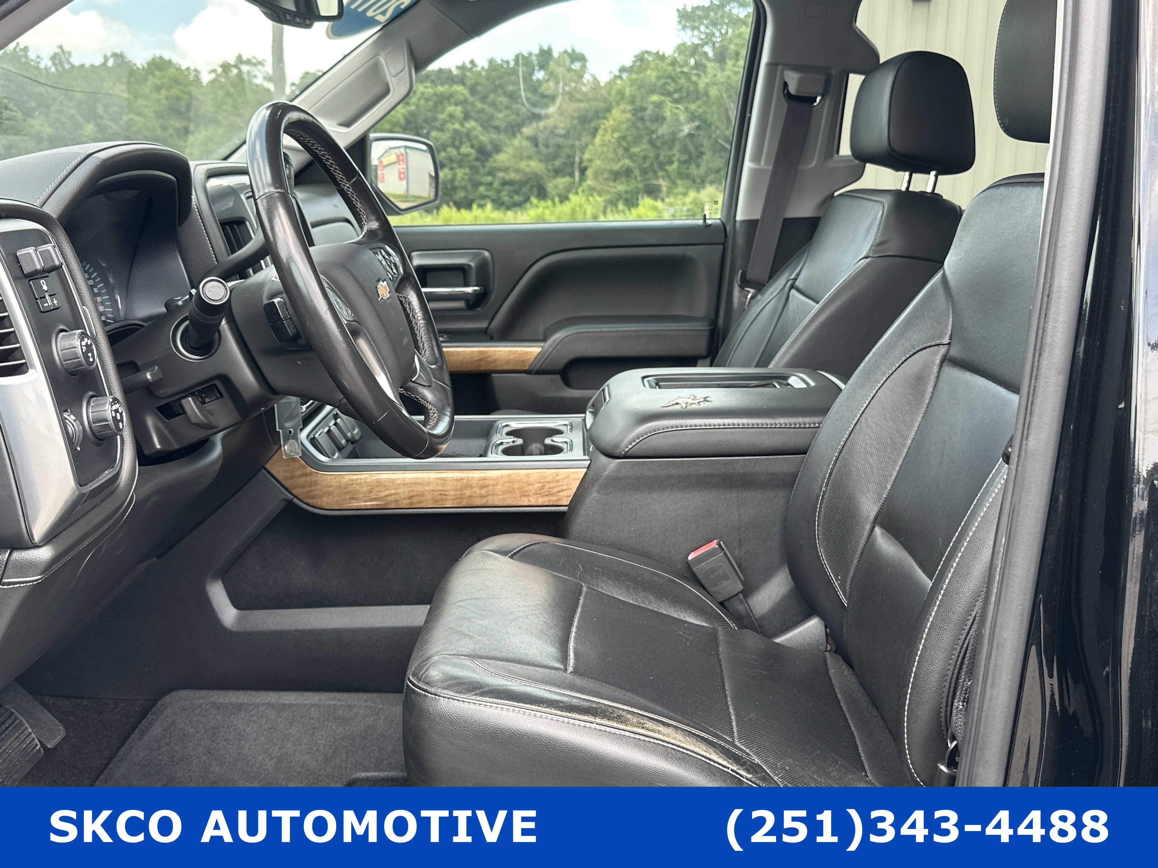 Used 2017 Chevrolet Silverado 1500 LTZ w/ High Desert Package image 10