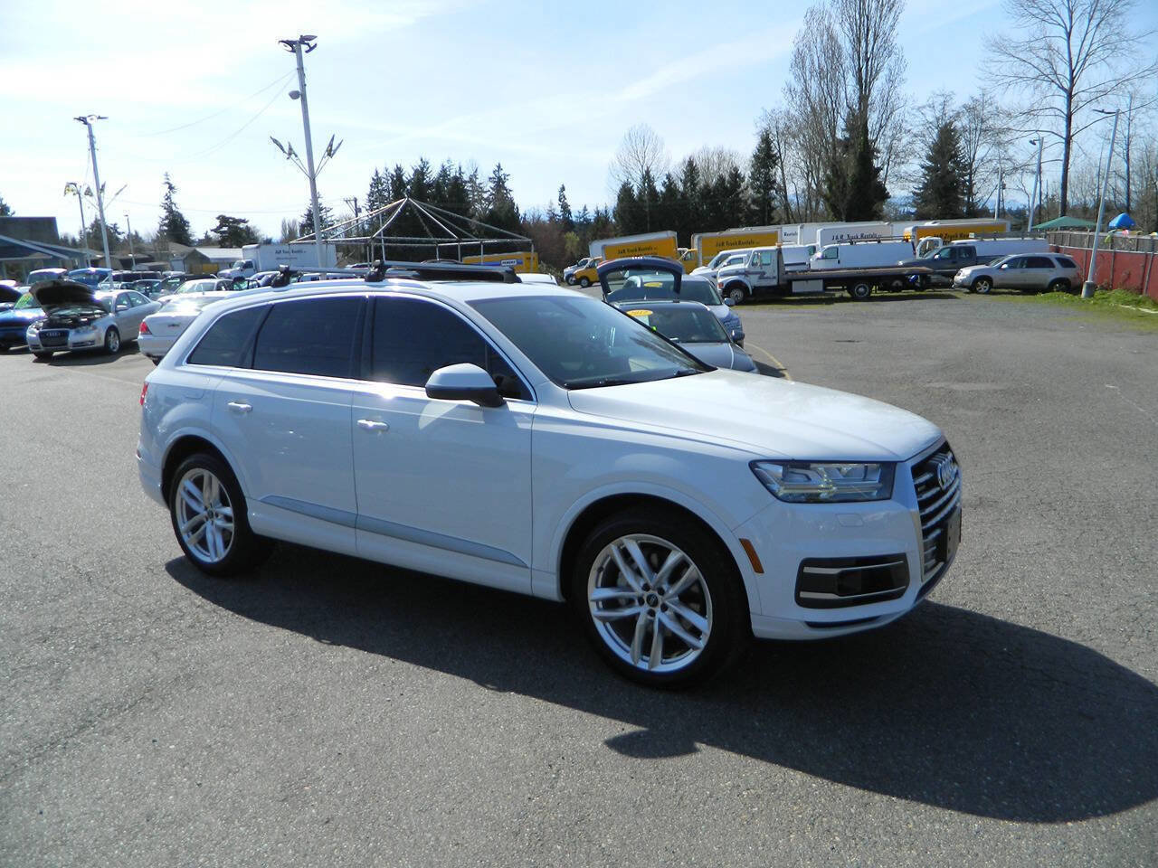 Used 2017 Audi Q7 3.0T Prestige AWD/4WD image 2