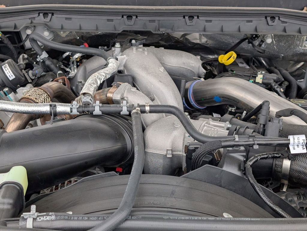 New 2025 Ford F550 4x4 Regular Cab Super Duty image 31