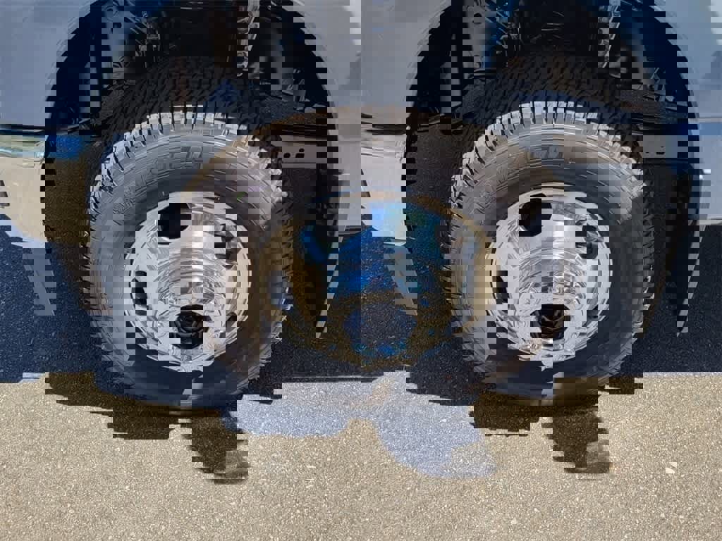 New 2025 Ford F350 Lariat image 10