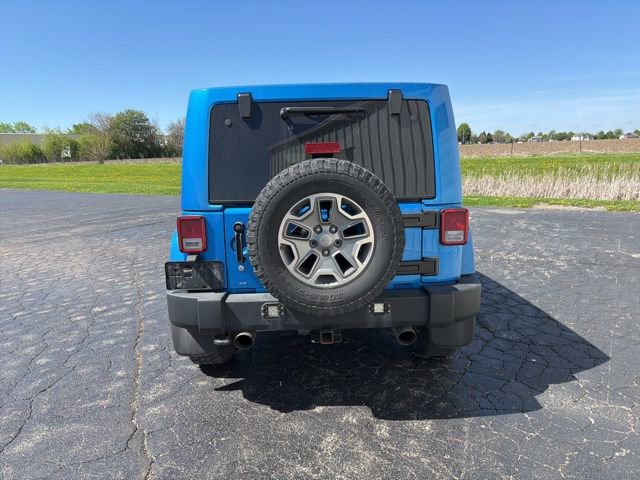 Used 2015 Jeep Wrangler Unlimited Rubicon w/ Connectivity Group AWD/4WD image 4