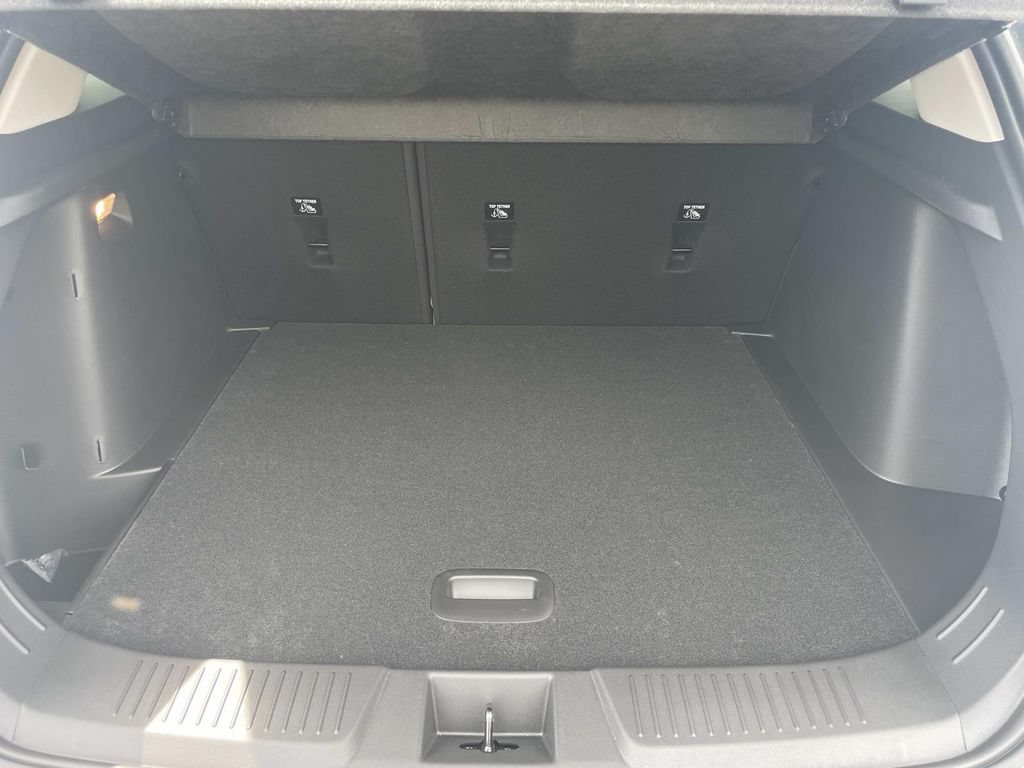 New 2026 Chevrolet Trax LT w/ Sunroof Package FWD image 10