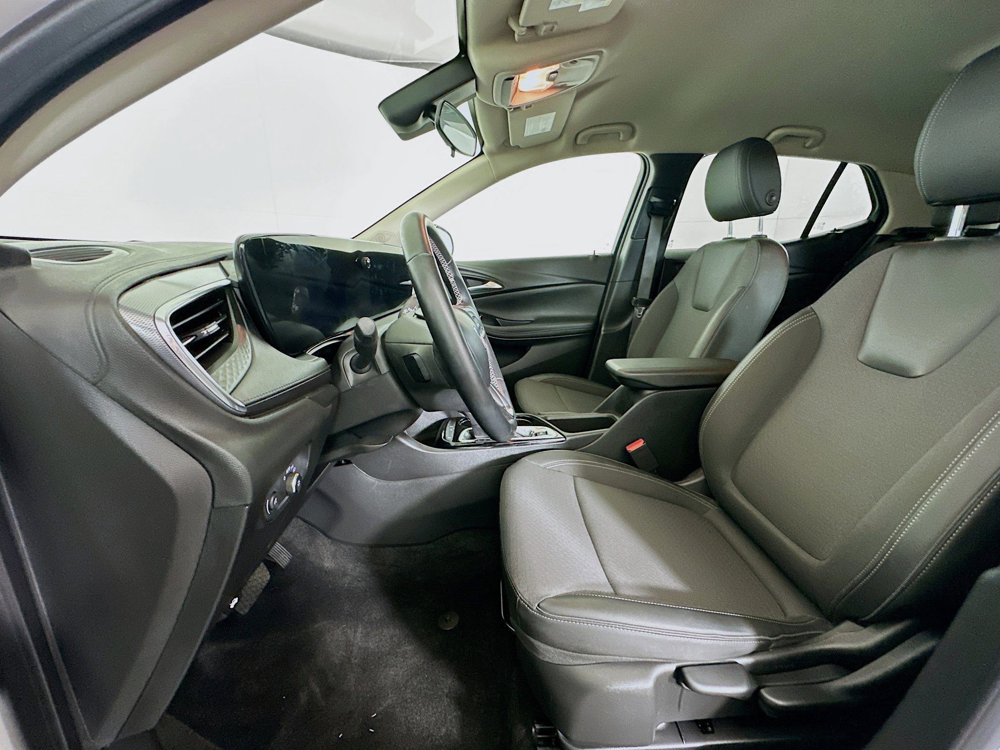 Used 2024 Buick Encore GX Preferred image 13